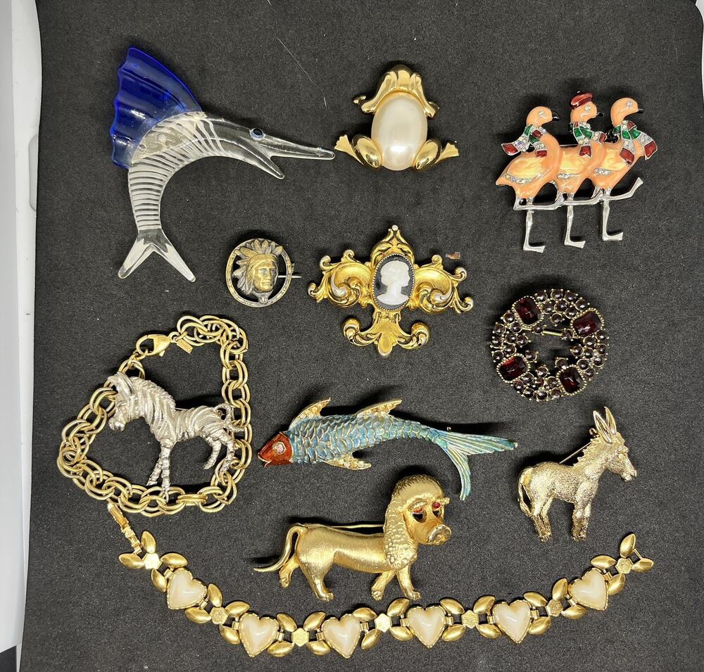 Vintage Bsk Coro Monet Garnet Brooch Heart Pearl Bracelet Jewelry Lot